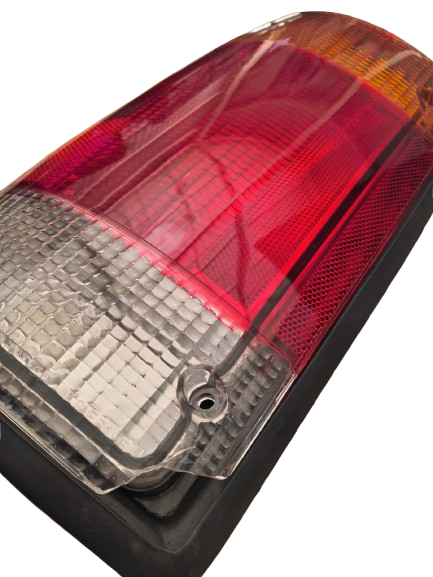 CALAVERA FORD ECONOLINE 1992 AL 1994 IZQ NUEVA C/DETALLE TYC  *EX+