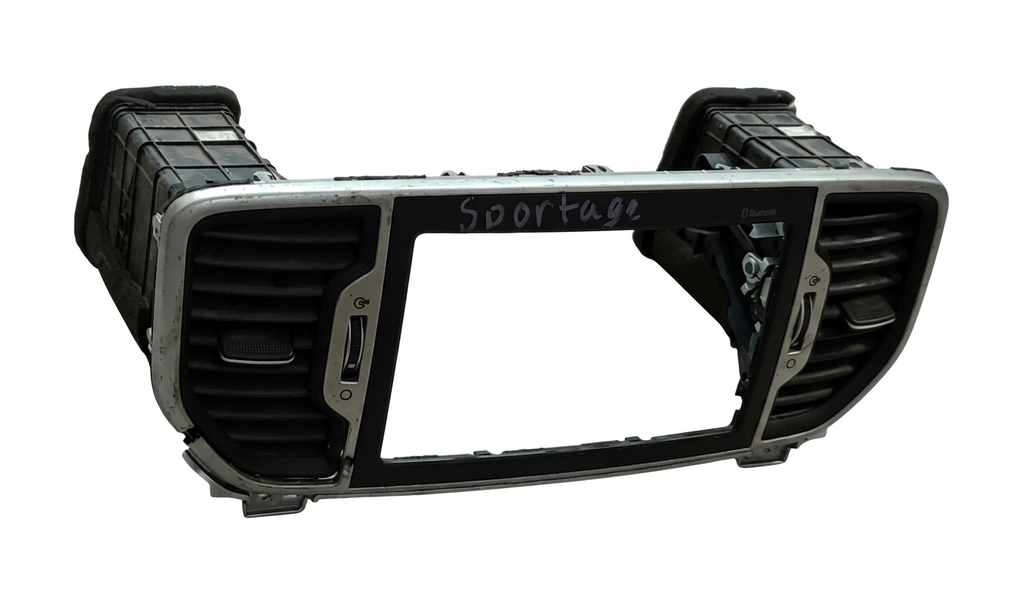 MOLDURA TABLERO (RADIO) KIA SPORTAGE 2017 AL 2022/ HYUNDAI TUCSON 2016 AL 2021 C/REJILLA P/AIRE INT CENT DEL DESMONTADO ORIGINAL COD. 84740-D9200