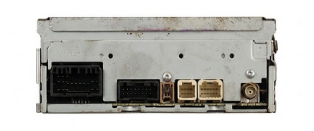 ESTEREO SUZUKI SWIFT 2011 AL 2017 C/BOTON ENCENDIDO/CD/RADIO AM/FM P/CD/MP3 DESMONTADO ORIGINAL COD. 39101-71LA0