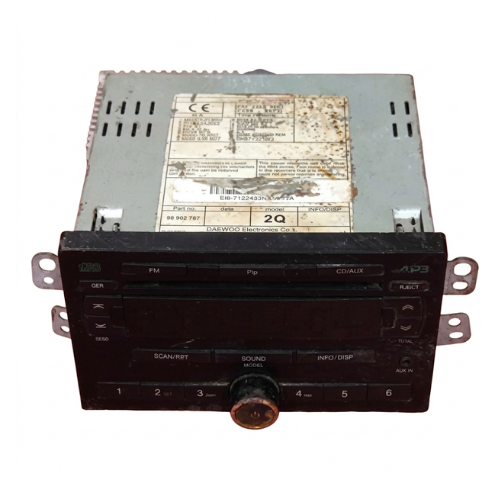 ESTEREO CHEVROLET OPTRA 2006 AL 2010 C/BOTON ENCENDIDO/RADIO AM/FM P/CD/MP3 C/ENTRADA AUX DESMONTADO ORIGINAL COD. AGC-6380JA