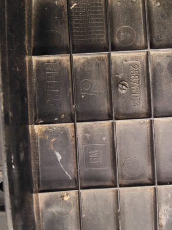 SPOILER CHEVROLET CAPTIVA 2012 AL 2015 LT/ LTZ/ SATURNVUE 2008 AL 2010 XR ORIGINAL COD. 25876153