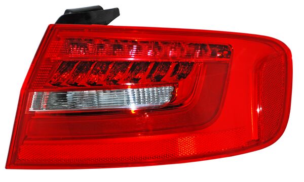 CALAVERA AUDI A4 DE 2013 AL 2016 4 PTAS EURO LEDS EXT DER HGO CN TW