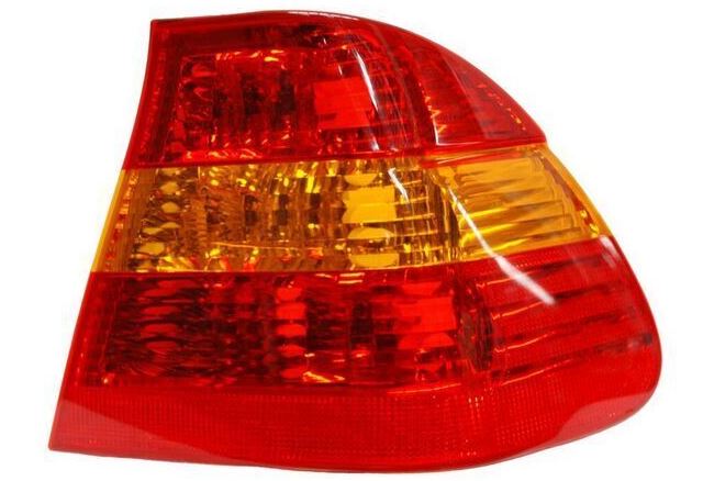 CALAVERA BMW SERIE 3 2002 AL 2005 ROJO/AMBAR EXT DER TYC *EX+