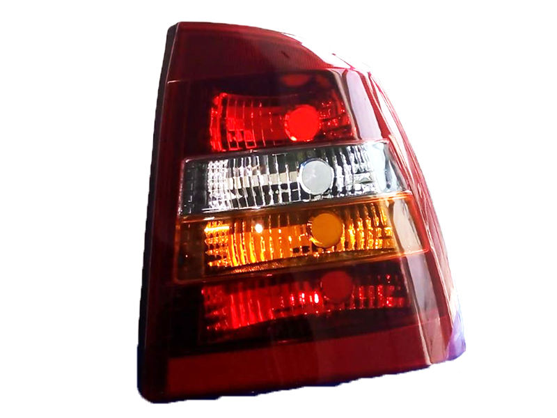 CALAVERA CHEVROLET ASTRA DE 2000 AL 2003 ROJO/BCO/AMBAR CLARA 4 PTAS S/ARNES DER HGO  (10072)  TW