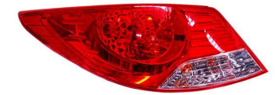 CALAVERA DODGE ATTITUDE DE 2012 AL 2014 C/ARNES IZQ HGO  (121620) N4