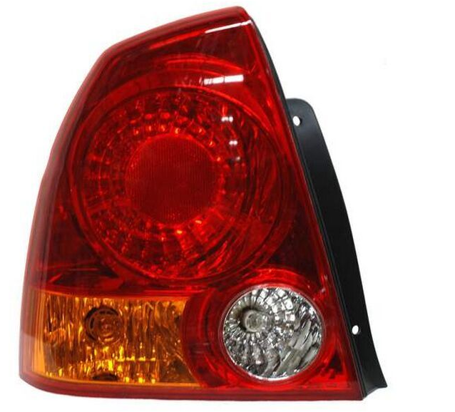 CALAVERA DODGE VERNA 2004 AL 2006 4 PTAS C/ARNES IZQ TYC