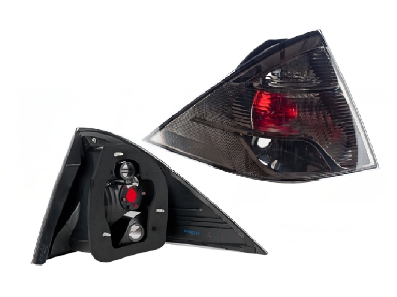 CALAVERA FORD IKON 2011 AL 2012 4 PTAS IZQ TYC *EX+