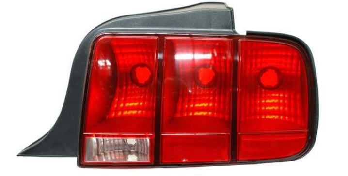 CALAVERA FORD MUSTANG 2005 AL 2009 DER TYC *EX+