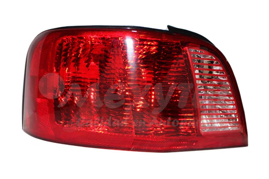 CALAVERA MITSUBISHI GALANT 2002 AL 2003 IZQ TYC *EX+