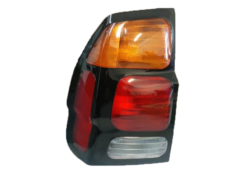 CALAVERA MITSUBISHI MONTERO DE 2003 AL 2007 C/ARNES C/FOCOS IZQ HGO  (10621)