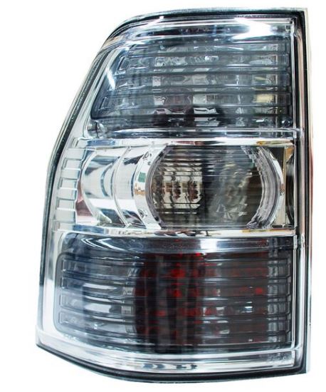 CALAVERA MITSUBISHI MONTERO DE 2007 AL 2010 5 PTAS C/ARNES IZQ HGO  (10630) *A