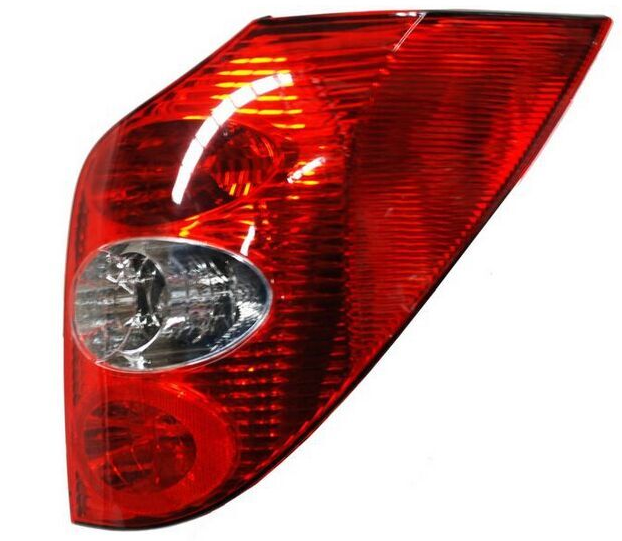 CALAVERA RENAULT LAGUNA VAGONETA 2003 AL 2006 DER TYC