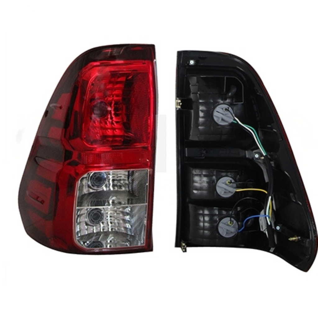 CALAVERA TOYOTA HILUX 2016 AL 2025 CLARA C/ARNES IZQ TYC