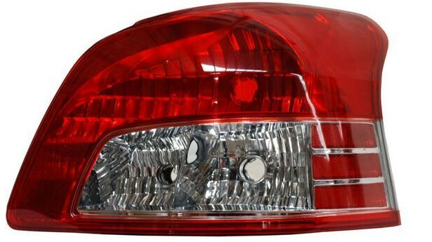 CALAVERA TOYOTA YARIS 2006 AL 2015 4 PTAS DER TYC