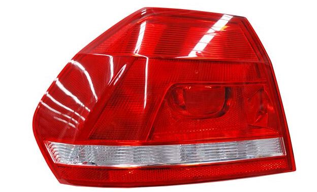 CALAVERA VOLKSWAGEN PASSAT 2012 AL 2015 C/ARNES EXT IZQ TYC