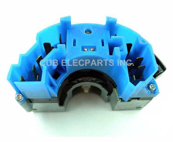 CAMBIO DE LUZ FORD DE 1980 AL 1984 VS-36A033 GENUINE PARTS COD. 036077G8 LINCOLN CONTINENTAL 1984 2.4L/ LINCOLN TOWN CAR 1984 5.0L MARCA GENUINE PARTS