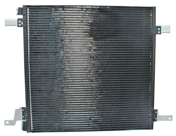 CONDENSADOR/RADIADOR DE AIRE ACOND MERCEDES BENZ CLASE M 98-05 ****