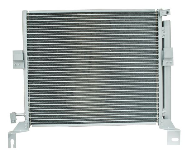 CONDENSADOR/RADIADOR DE AIRE ACOND TOYOTA TACOMA DE 2005 AL 2015 (131817)