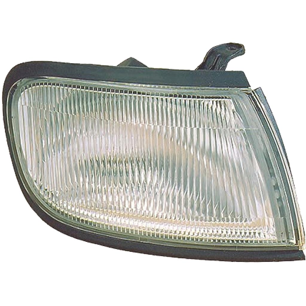 CUARTO ESQUINA (PUNTA) NISSAN MAXIMA DE 1995 AL 1996 DER TYC *A