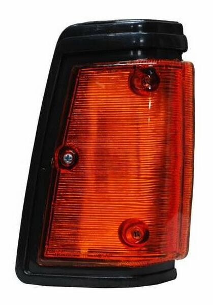 CUARTO ESQUINA (PUNTA) NISSAN PU 720 1981 AL 1991 F/NEG DER HGO (2926)