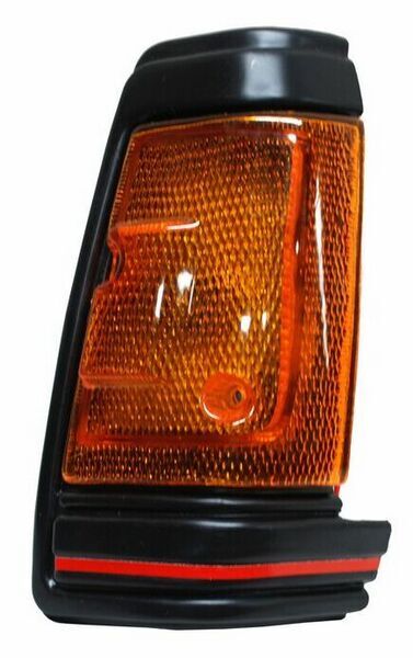 CUARTO ESQUINA (PUNTA) NISSAN PU 720 DE 1992 AL 1993 F/ROJO DER N1 TW