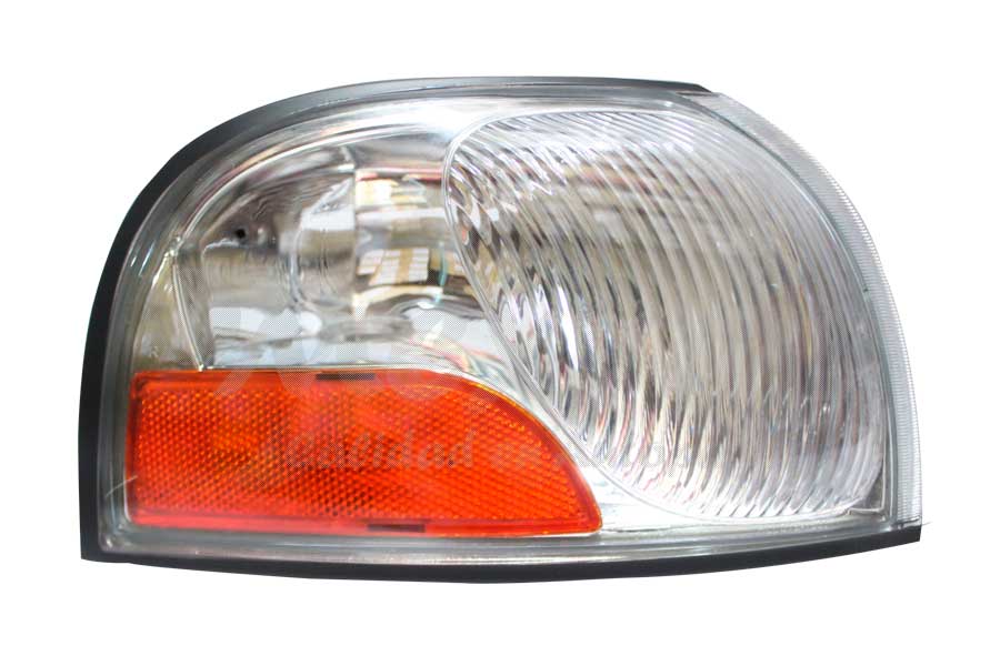 CUARTO ESQUINA (PUNTA) NISSAN QUEST DE 1999 AL 2000 / VILLAGER DE 1999 AL 2002 DER HGO (10745)