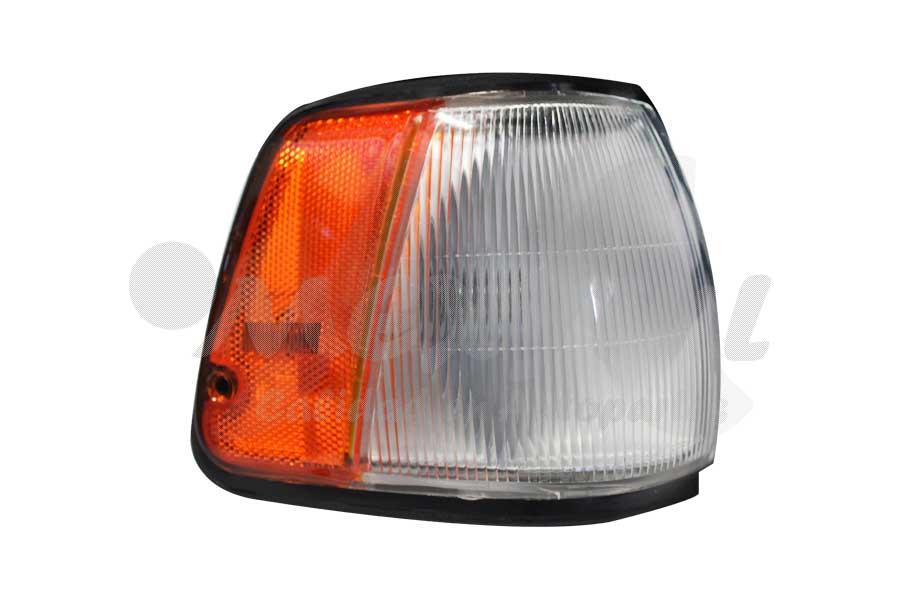 CUARTO ESQUINA (PUNTA) NISSAN SENTRA 89-90 AMER BICOLOR DER TYC (2941)