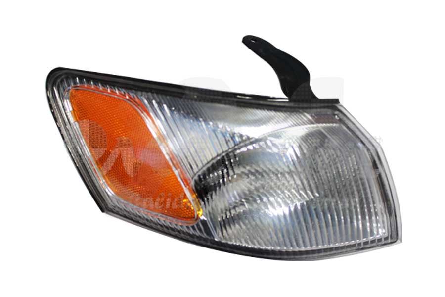 CUARTO ESQUINA (PUNTA) TOYOTA CAMRY DE 1997 AL 1999 AMBAR / BCO DER TYC (2983)