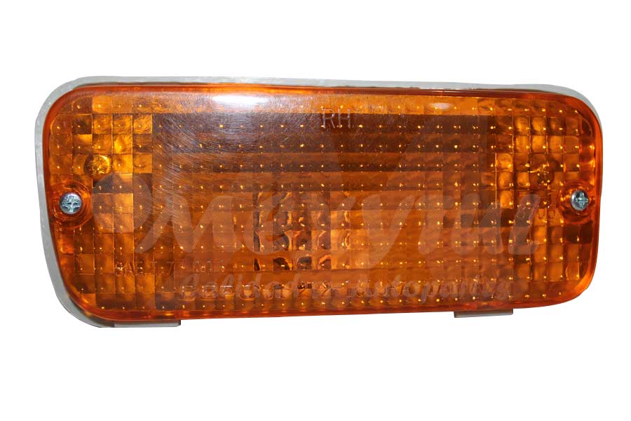 CUARTO FRONT TOYOTA PU DE 1979 AL 1983 DER TYC (125310) RD *R