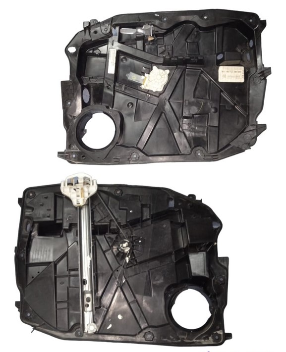 TAPA PUERTA JEEP LIBERTY DE 2008 AL 2013 ELECT C/MOTOR C/ELEVADOR C/MANIJA COMPLETA DEL DER DESMONTADO