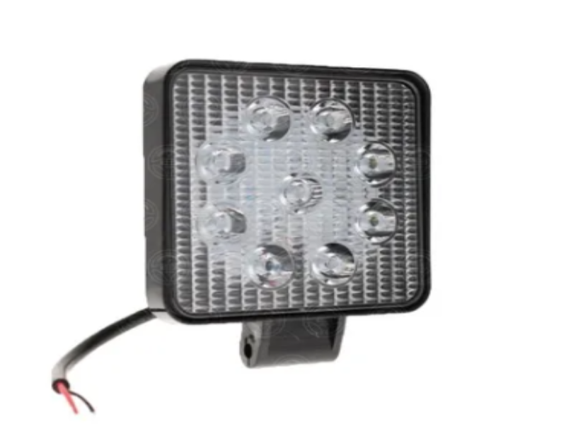 FARO 9 LEDS BCO CUAD C/ESTROBO 1 PZA COD. FEC1001900