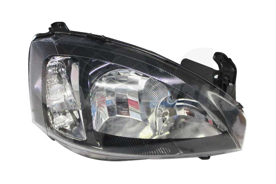 [20-A939-E5-6B] FARO CHEVROLET CORSA 2008 AL 2011/ TORNADO 2004 AL 2011 FONDO NEG DER TYC