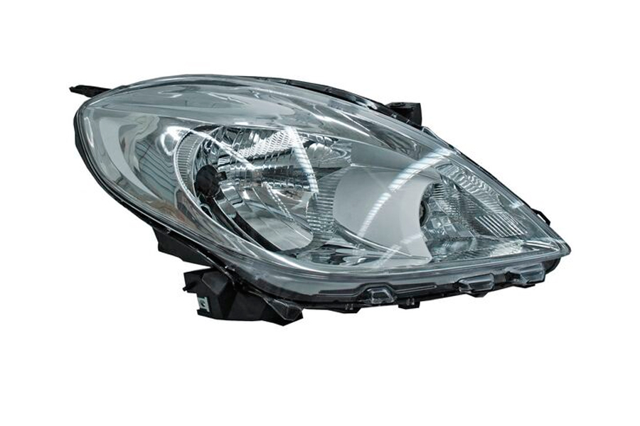 FARO NISSAN VERSA 2012 AL 2014 DER TYC