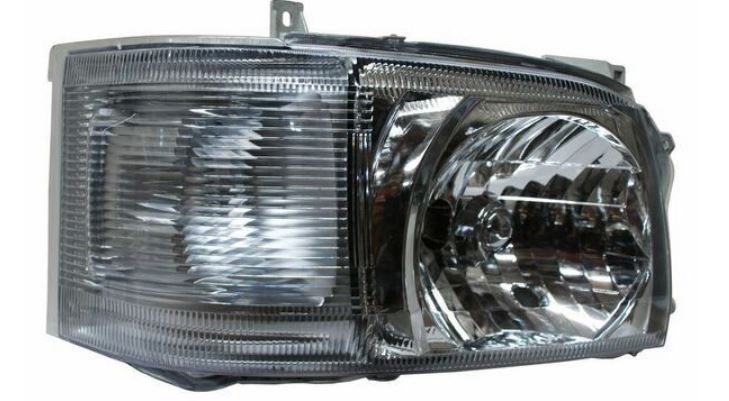 FARO TOYOTA HIACE 2006 AL 2011 DER CNO