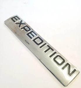 INSIGNIA ORIGINAL FORD EXPEDITION LETRAS C/ BASE TRAS ( F-209)