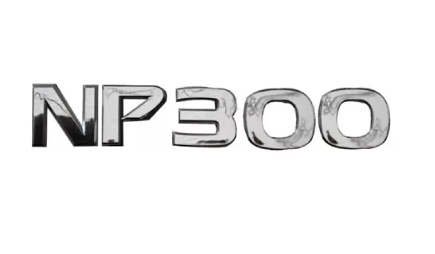 INSIGNIA ORIGINAL NISSAN NP300 LETRAS CROM N1