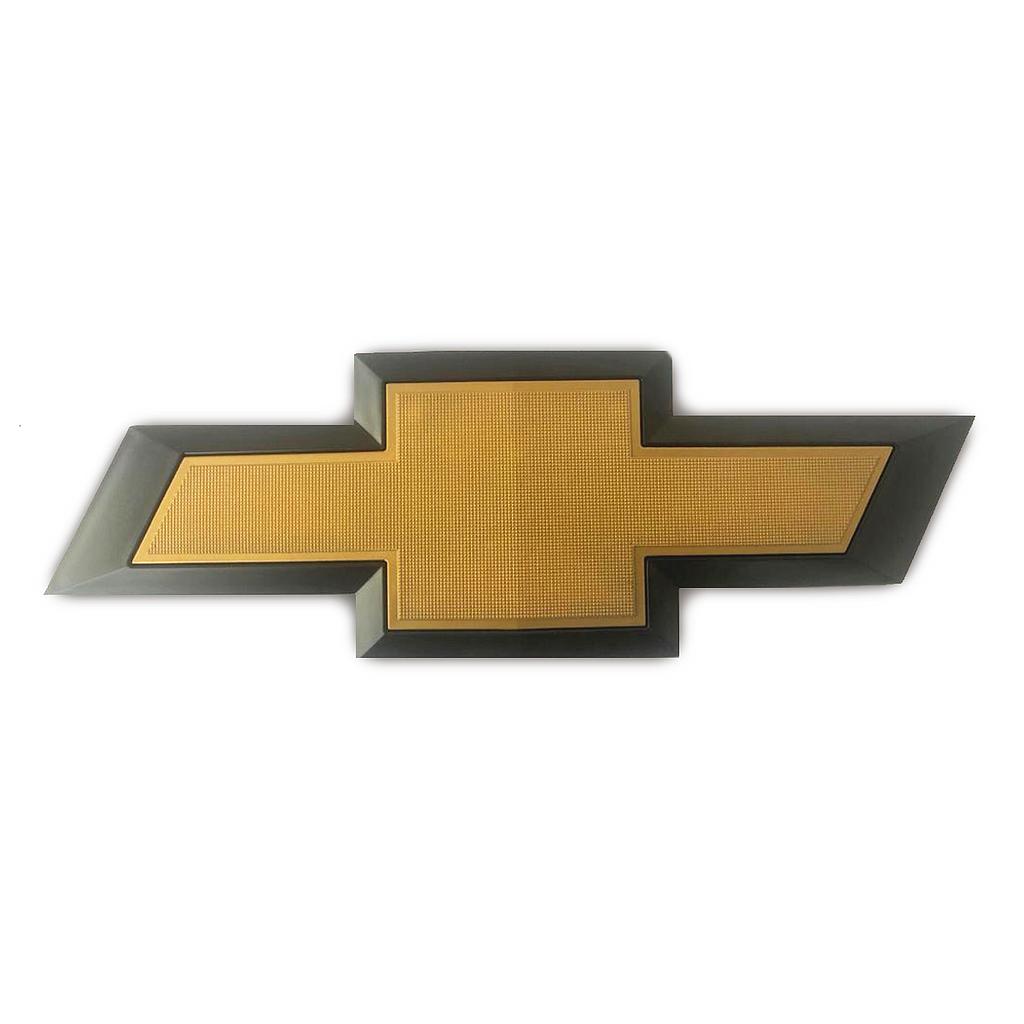 [PUCHEIN07D] INSIGNIA ORIGINAL PARRILLA NEG LOGO CHEVROLET PU DE 2014 AL 2015 C/PATAS 29X9.5CM C/FILO NEG 1 PZA