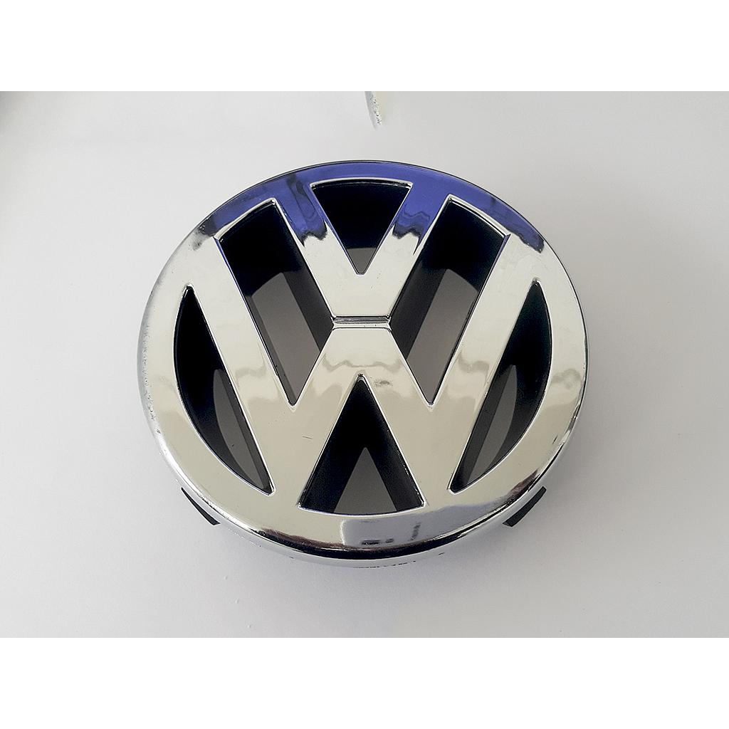 INSIGNIA TAPA CAJUELA VOLKSWAGEN JETTA A3 DE 1993 A 1998 (V-004)