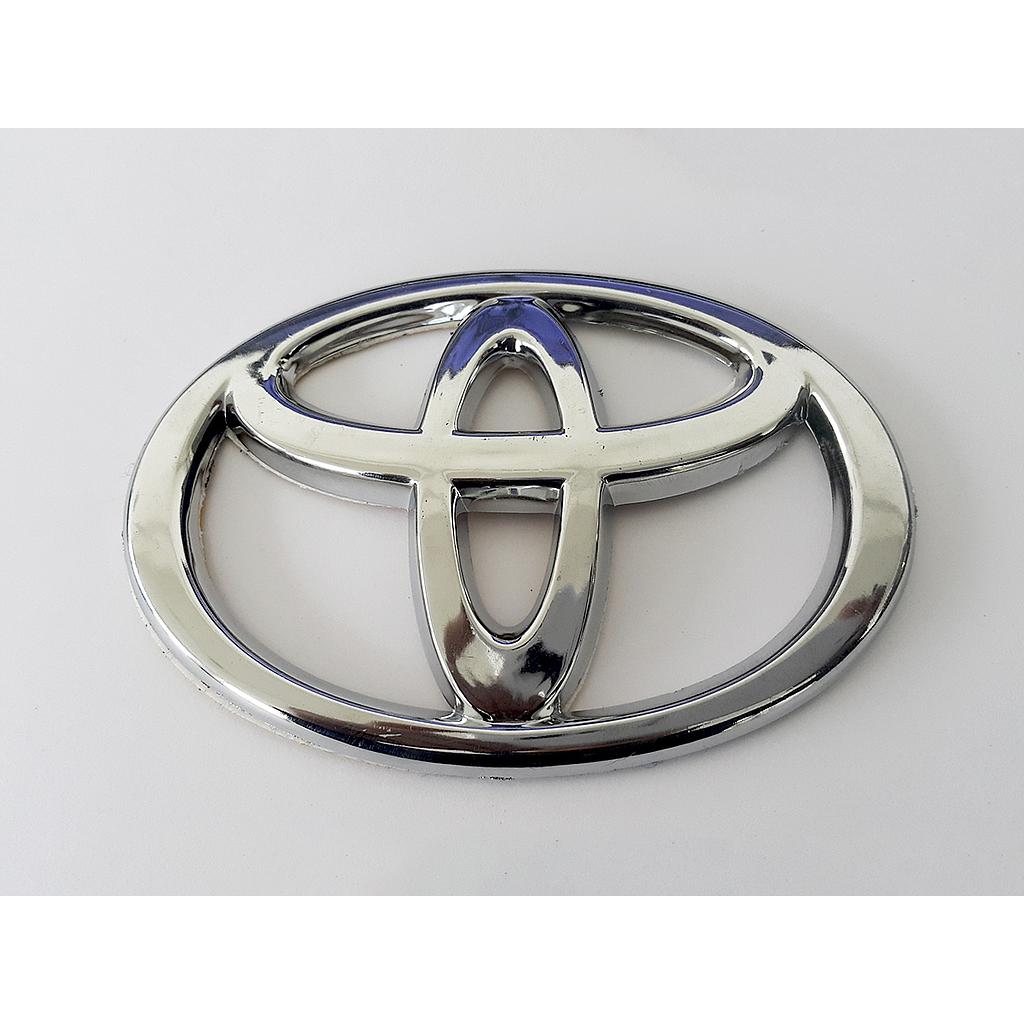 INSIGNIA ORIGINAL TOYOTA SIENA 12 CM ( TO-022)