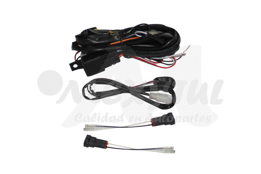 KIT INSTALACION FARO AUX (NIEBLA) DODGE 300C DE 2013 AL 2014 DEL (136604)