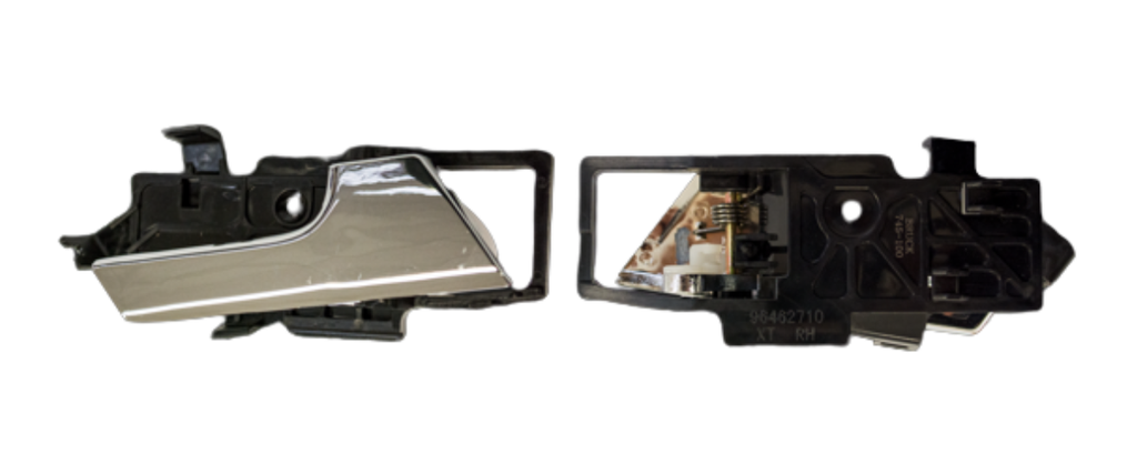 [CHAVE08MAICRR] MANIJA INT CHEVROLET AVEO DE 2008 AL 2018 / G-3 DE 2007 AL 2010 PLAST CROM DEL/TRAS DER TYC (10103) TW