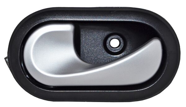 MANIJA INT RENAULT DUSTER 13-15 PLAST NEG/ PLATA DEL/ TRAS IZQ TW