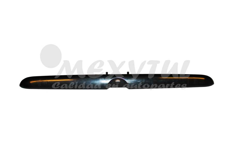 [POMAT04MTA] MOLDURA TAPA CAJUELA PONTIAC MATIZ DE 2004 AL 2005 (11055)