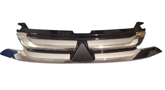 PARRILLA MITSUBISHI OUTLANDER DE 2016 AL 2018 CROM (131164) TW