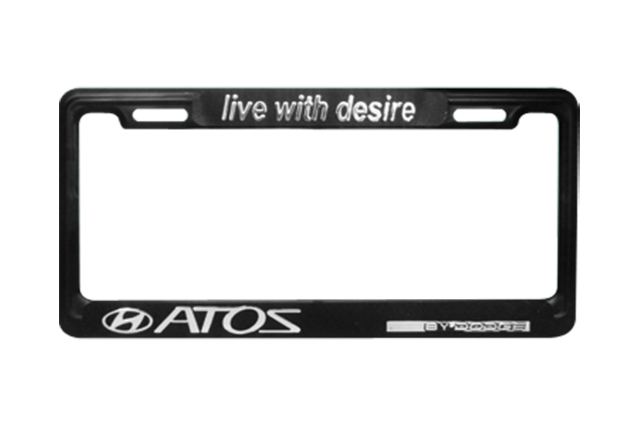 PORTAPLACA DODGE ATOS "LIVE WITH DESIRE" JGO