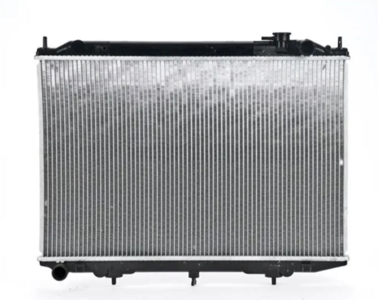 [NIFRO02RADST] RADIADOR NISSAN FRONTIER/D22 DE 2002 AL 2009 V6 3.0 LTS TOMAS CRUZADAS C/S AA STD 17 5/7X27X26MM ALUM SOLD POLAR *A