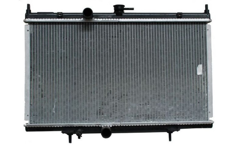 RADIADOR NISSAN SENTRA 07-12 STD/ AUT L4 2.0L/ 2.5L 14 3/4X 27 1/3 ALUM SOLDADO TW