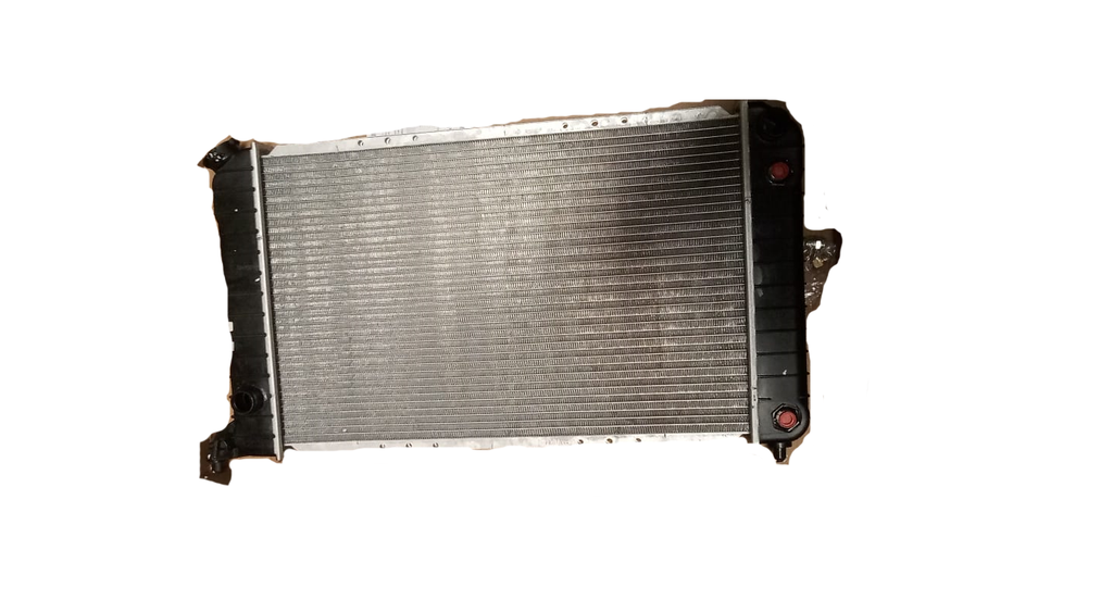 RADIADOR NISSAN URVAN DE 2002 AL 2007 STD L4 1.8L STD ALUM EGP COD 21410-VZ00A (118295) EX+