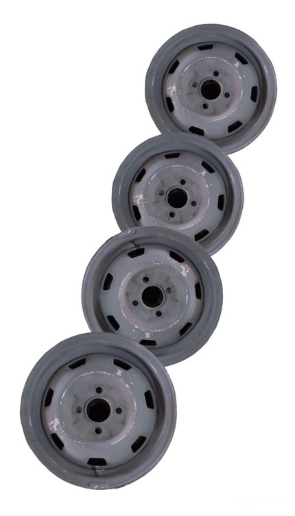 RIN 13" 4 BIRLOS 100MM CHEVY/GOLF/TSURU/SPARK JGO 4 PZAS DESMONTADO