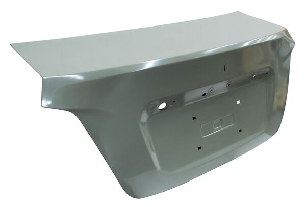 TAPA CAJUELA CHEVROLET SONIC 2012 AL 2016 (133191)